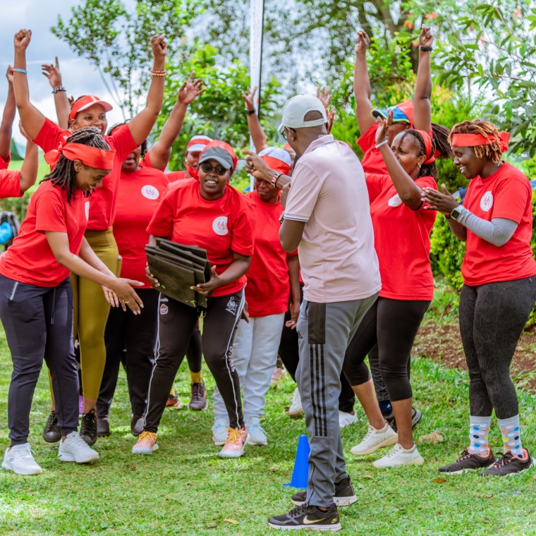 5 Signs Your Team Needs a Team-Building Retreat (and What to Do About It)